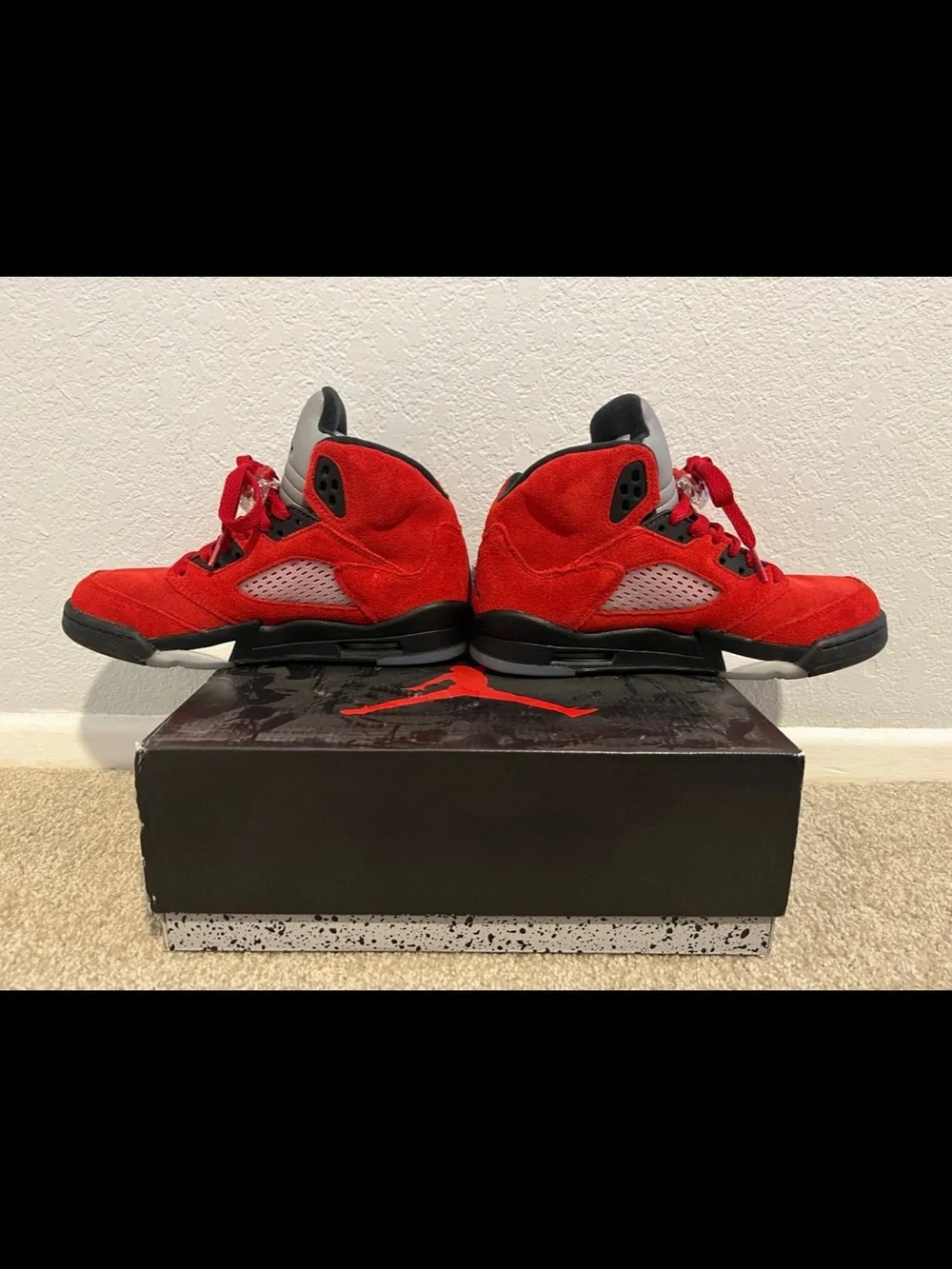 2021 Air Jordan 5 Retro Raging Bull Size 4.5Y 440888-600
